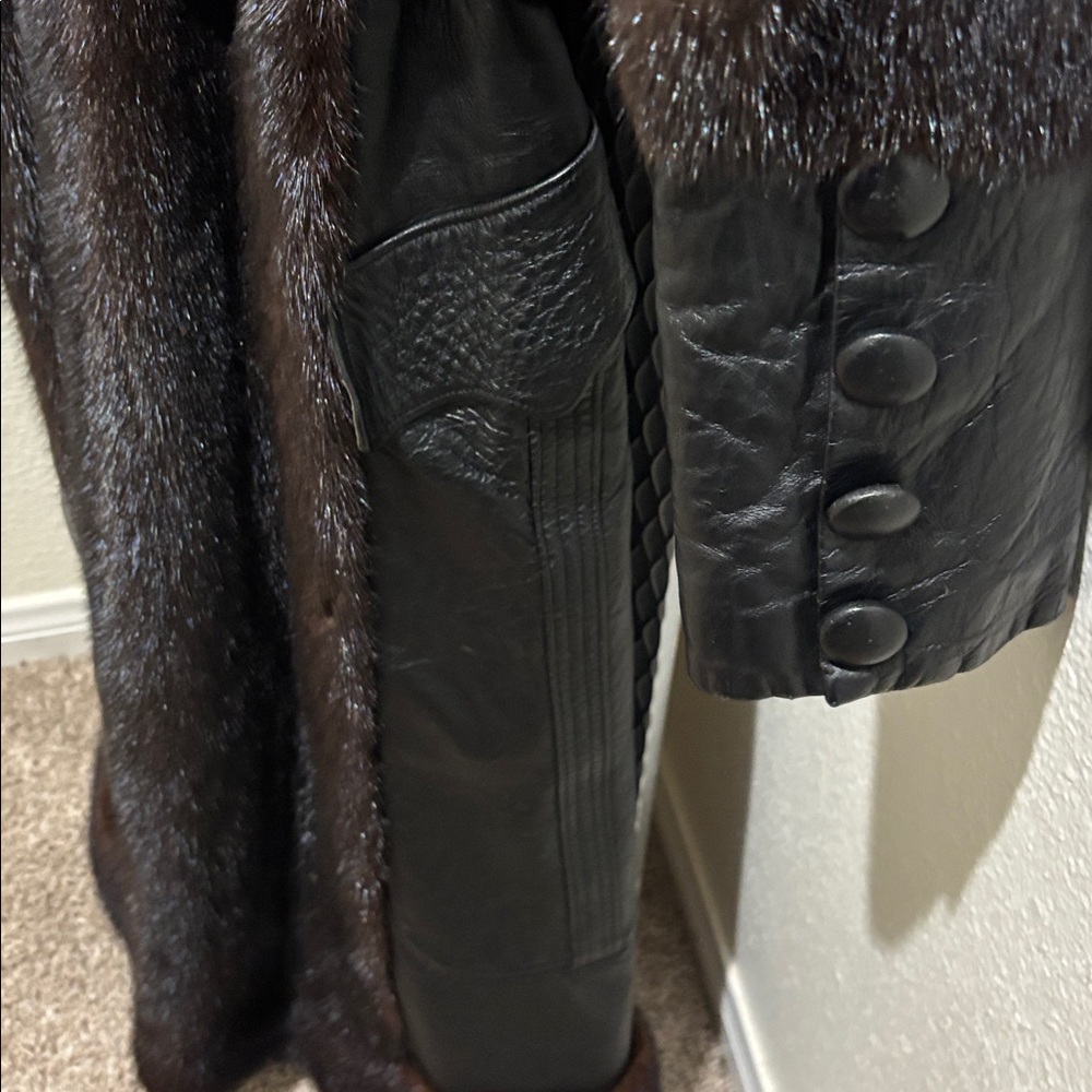 Mink Elegant Burgundy/Black Fur Coat - Picture 9 of 10